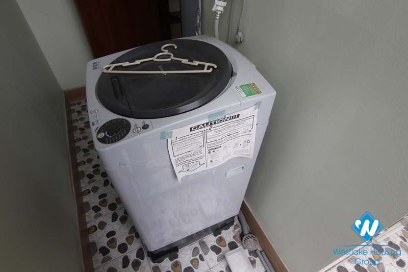 Nice 1-bedroom apartment with a balcony for rent on Kim Ma Str.